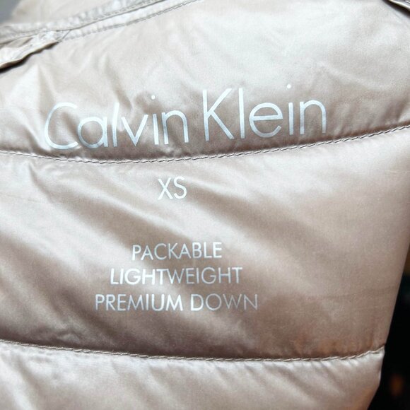Calvin Klein Lightweight Premium Down PACKABLE jacket XS - Picture 5 of 6